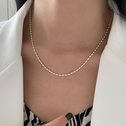 Rice-grain olive bead necklace