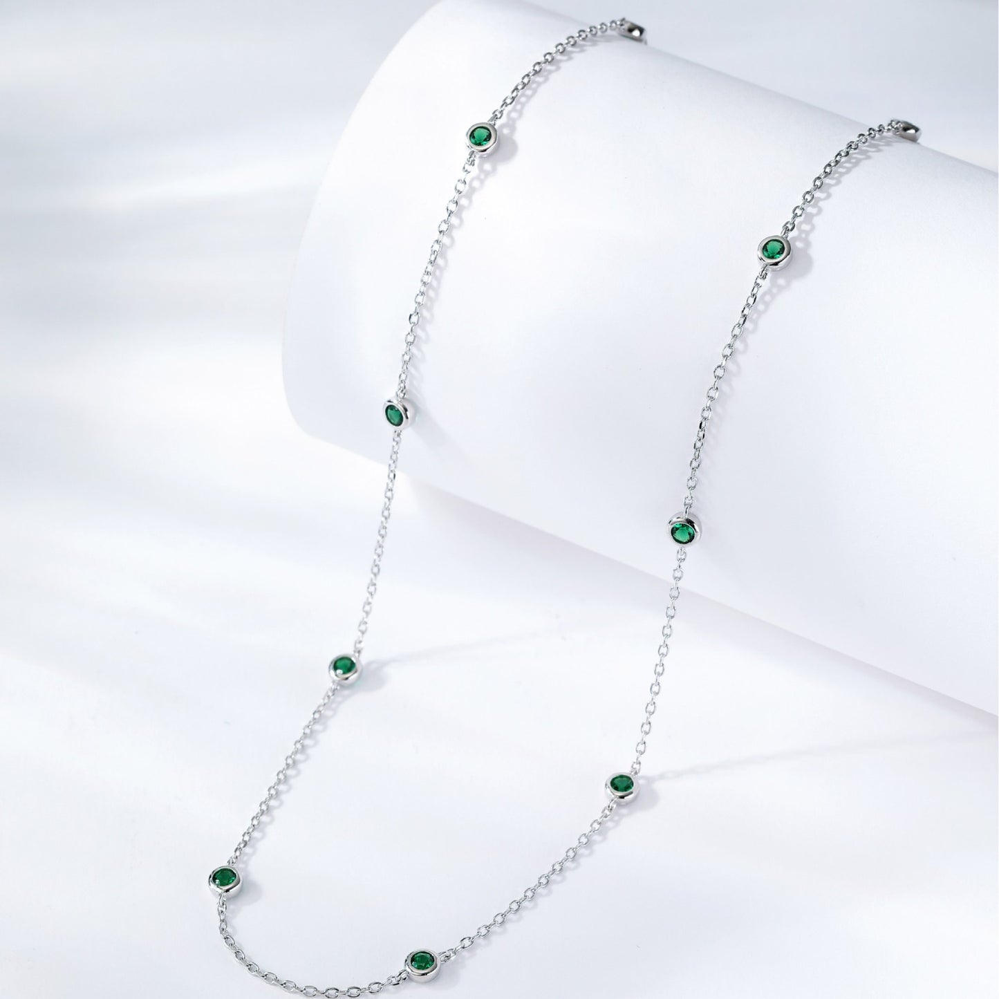 Pearl Necklace for Women ? Minimalist Luxury Elegant Pendant Necklace for Everyday Wear & Gifts