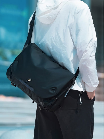 Magnetic Buckle Crossbody Bag