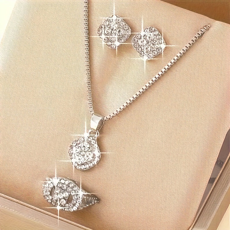 Golden Women Necklace Set