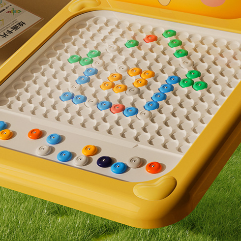 Kids Magnetic Drawing Board